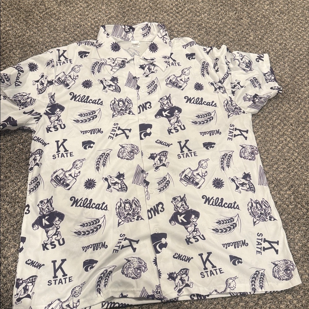 K state button down